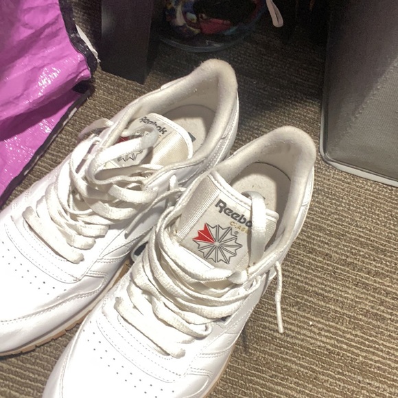 Men’s Reebok (size9) - Picture 4 of 4